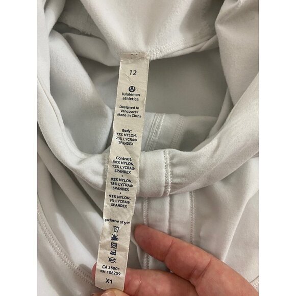 Lululemon Athletica Women's White Light Hooded Pullover - 12 - Picture 10 of 12